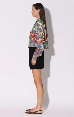 Tops><noscript><img width=