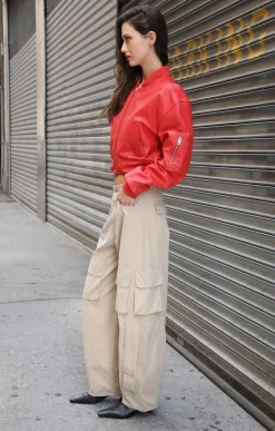 Leather><noscript><img width=