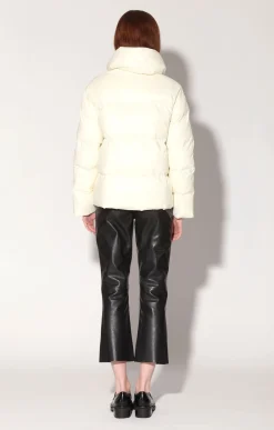 Jackets><noscript><img width=