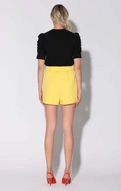 Bottoms><noscript><img width=