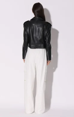 Jackets><noscript><img width=