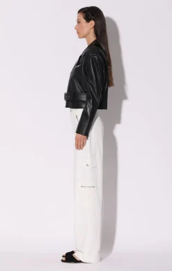 Leather><noscript><img width=