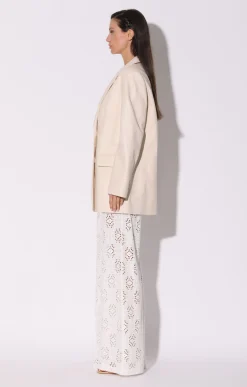 Jackets><noscript><img width=