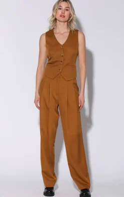 Tops>Walter Baker Luanna Vest, Camel