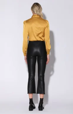 Leather><noscript><img width=