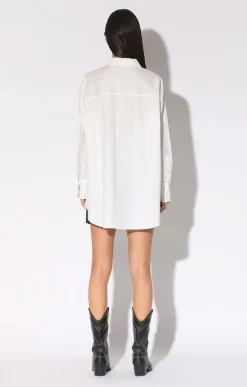 Tops><noscript><img width=