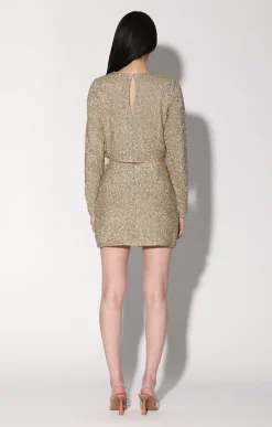 Tops><noscript><img width=