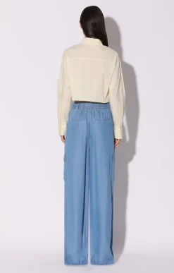 Tops><noscript><img width=