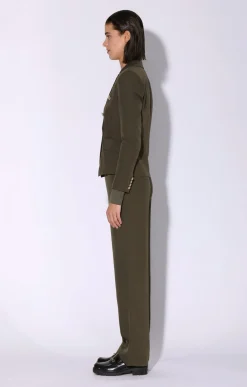 Jackets><noscript><img width=