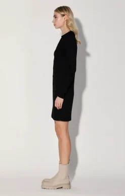 Dresses><noscript><img width=