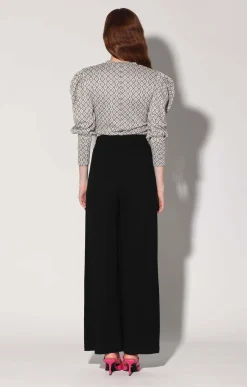 Tops><noscript><img width=