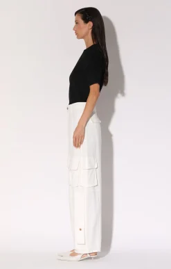 Tops><noscript><img width=