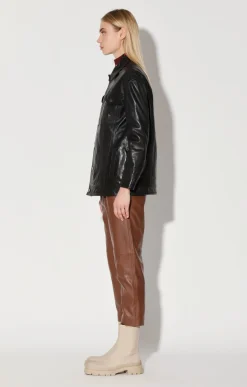 Leather><noscript><img width=