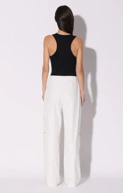 Bottoms><noscript><img width=